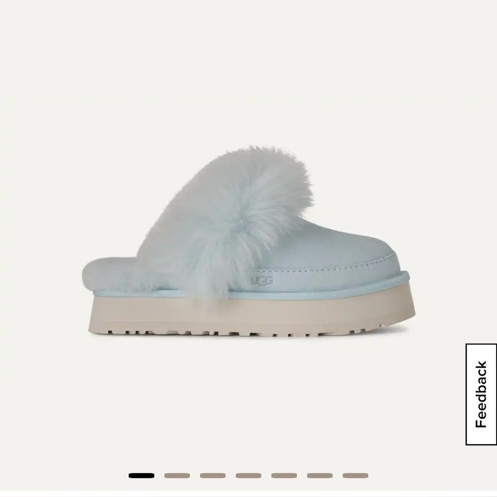 NWT Sold Out UGG Women's Disquette Chalet Slip on Boot in the color Reef Blue